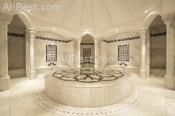 Kempinski Hotel The Dome 36
